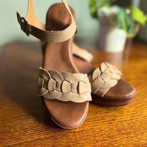 b.o.c. Gigi Sandal in excellent condition, wore them maybe 3 times.